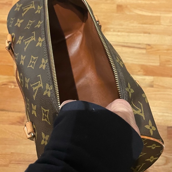 Louis Vuitton Vintage Monogram Canvas Papillon 30 Satchel - Picture 10 of 14